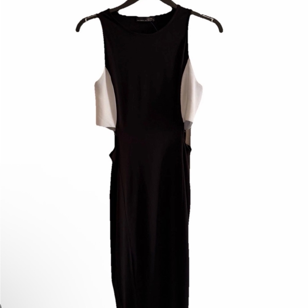 Zara Black And White Sleeveless Cut Out dress size small